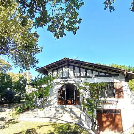 Charmante Avec Jardin Clos, A 100m Du Bassin D'arcachon, Proche Plages Et Commerces, Wi-fi - Fr-1-736-47 * Lege-Cap-Ferret